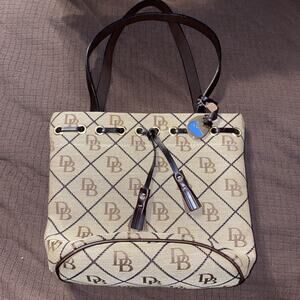 DOONEY & BOURKE Small Tassle Bucket New